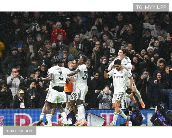 富勒姆客场三球击败桑德兰 希门尼斯点射梅开二度