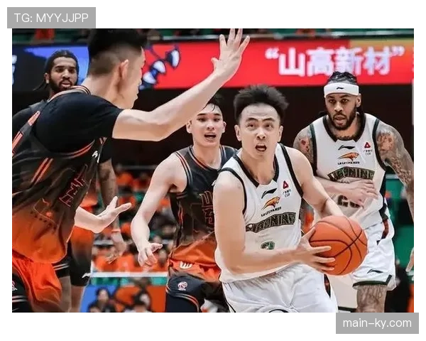 山东外援约翰逊主导进攻，陈林坚外线火力支援淘汰辽宁。